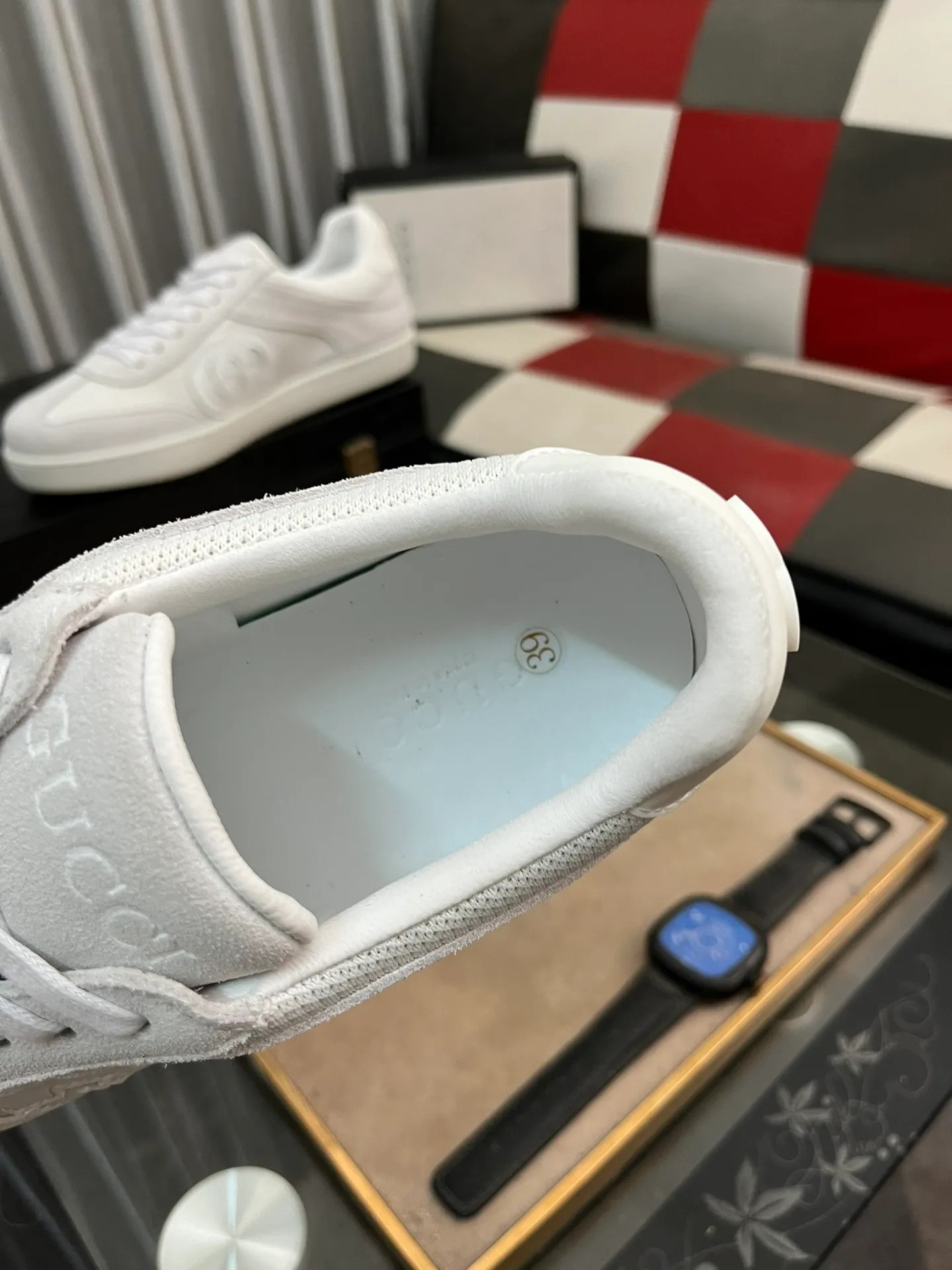 Men's shoes💰380⌚️⌚️[GUCCI] Gucci men's casual shoes are absolutely popular🔥The ultimate matching item for trendy men! The charm of super texture is irresistible, the main recommendation, the flower leather color is bright! The upper is made of high-quality cowhide + brand printed fabric, sheepskin feet, wear-resistant rubber sole, noble and elegant! Extremely comfortable🎁🎁You can be as handsome as you want💪 38-447️⃣colors available